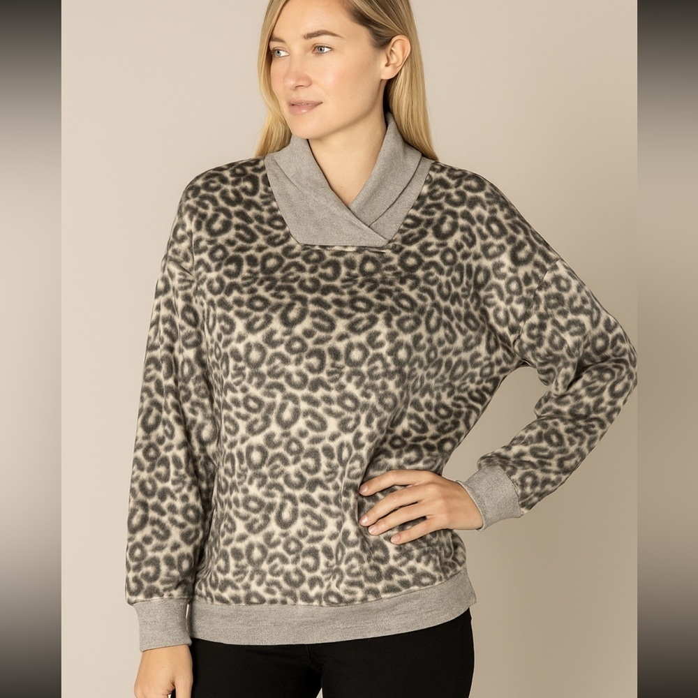 C and A animal Print sweater Large